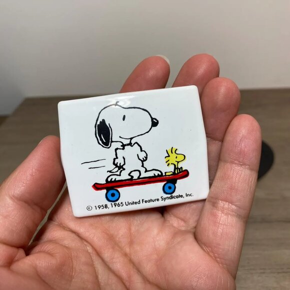 Snoopy Hair Clip Barrette Made in France Woodstock Skateboarding Peanuts - Picture 2 of 4